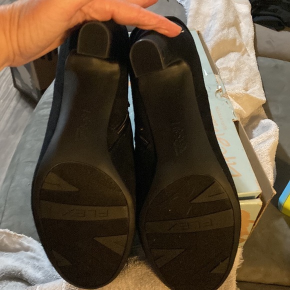 Life Stride Women's Corie Ankle Boot Size 11 M - Picture 8 of 11